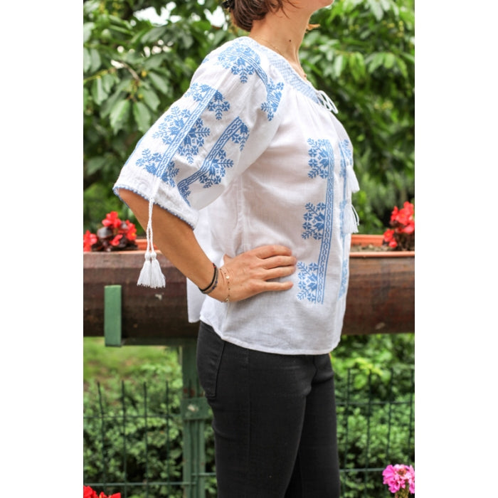 Ie Traditionala  Dalina