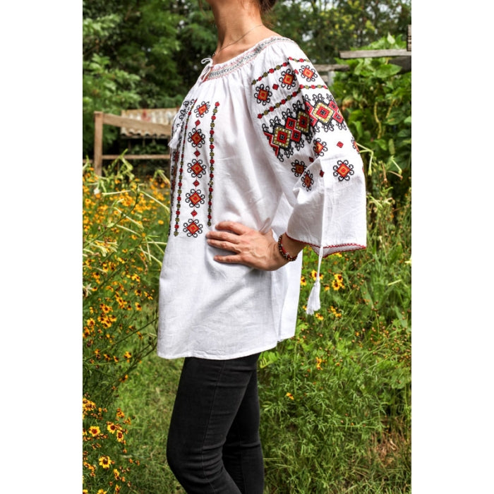 Ie traditionala Marcela4