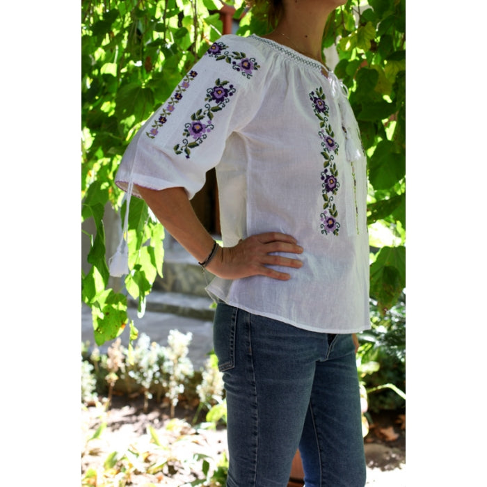 Ie Traditionala Marta2