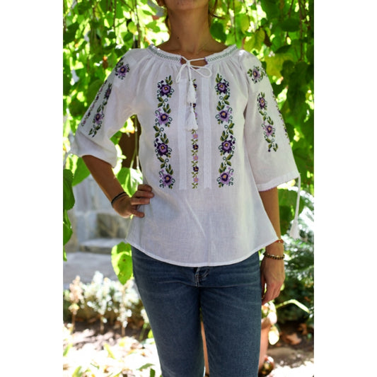 Ie Traditionala Marta2