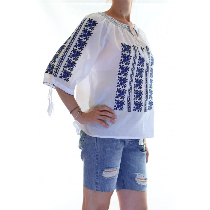 Ie Traditionala Raluca