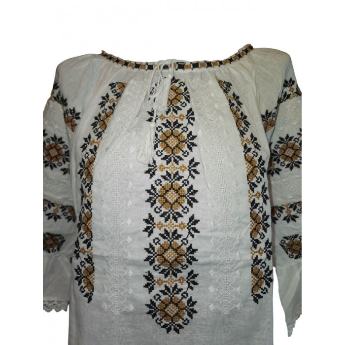 Ie Traditionala Rodica10