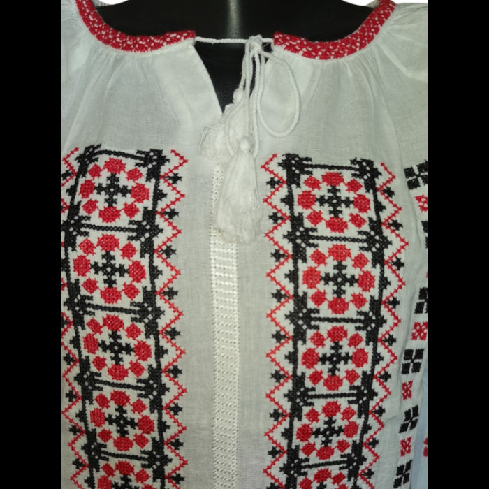 Ie Traditionala Rodica18