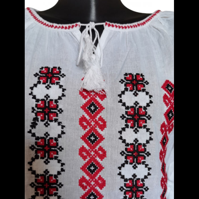 Ie Traditionala Rodica20