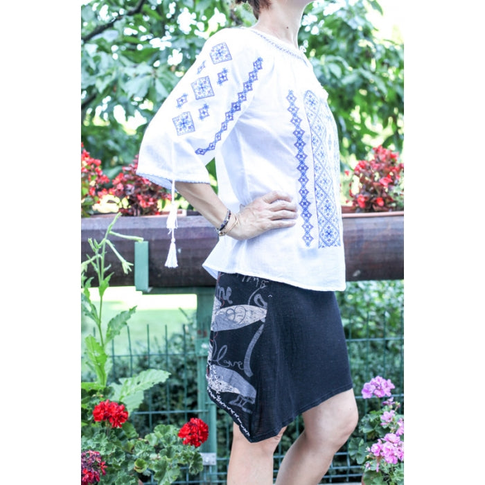 Ie Traditionala Teodora2