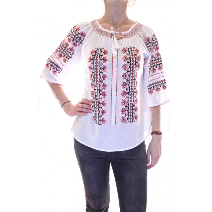 Ie Traditionala Teodosia4