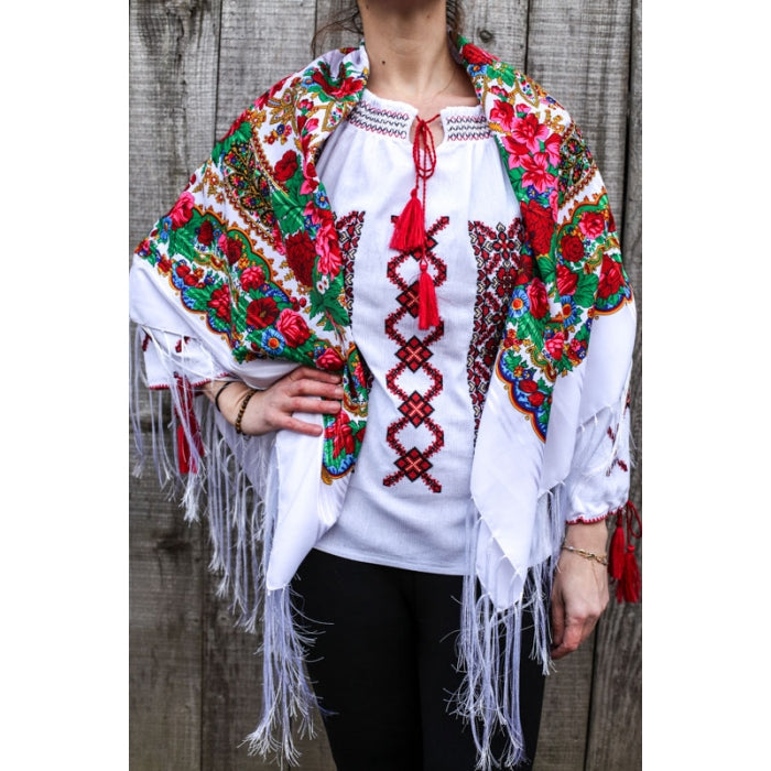 Sal traditional alb inflorat